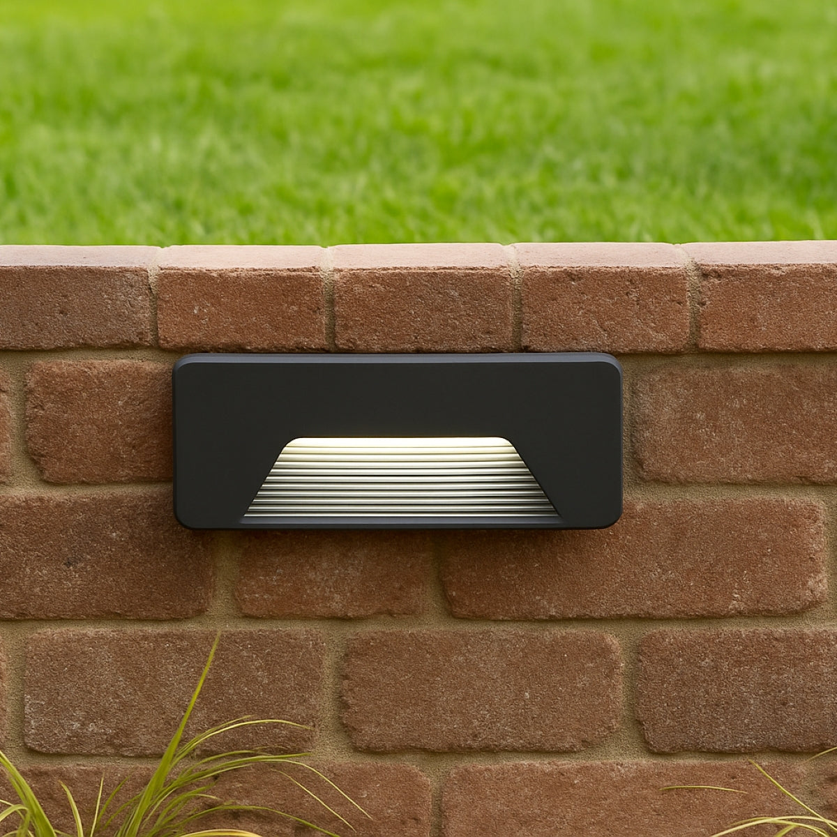 CGC KAMILA Dark Grey Eyelid Brick LED Surface Light