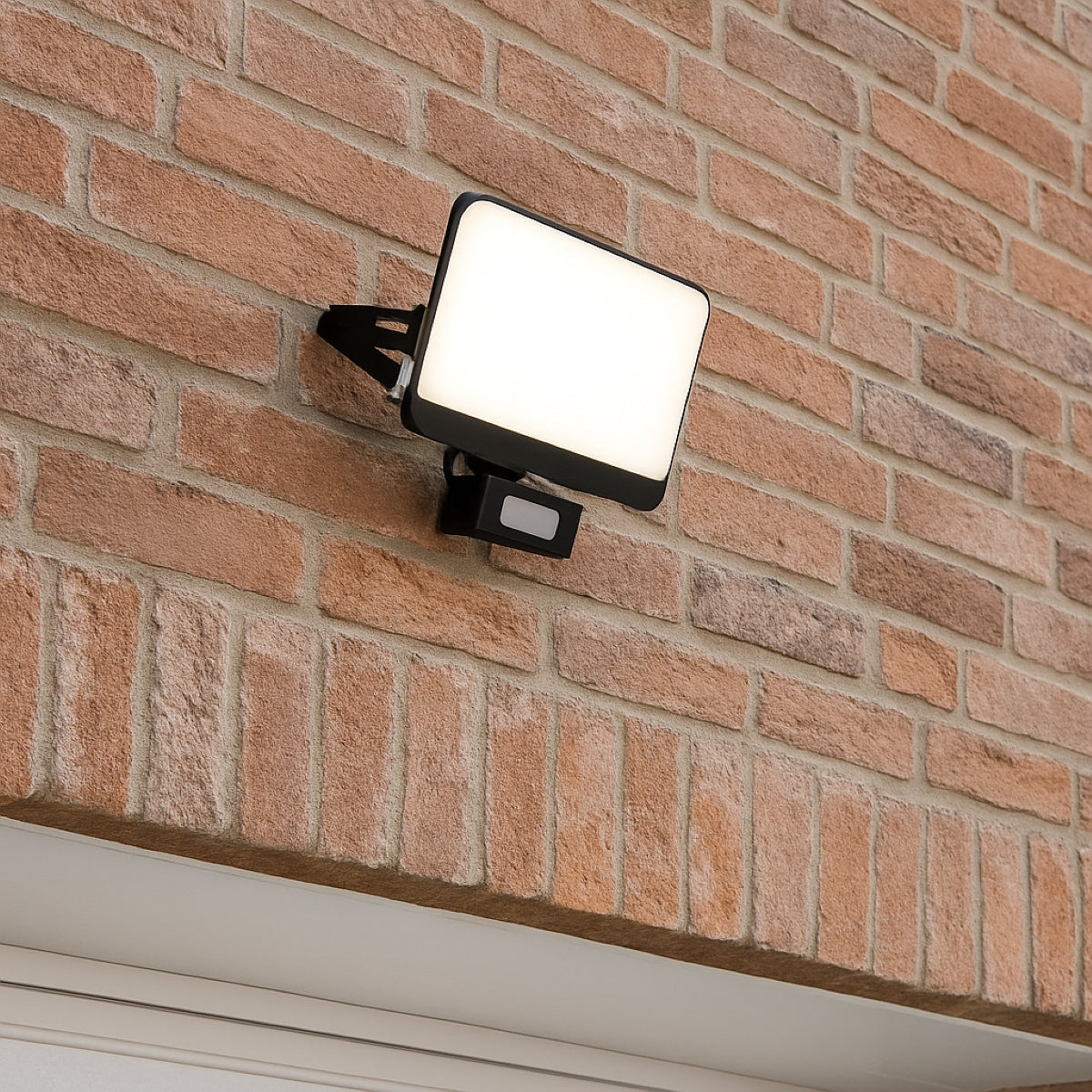 CGC PARRY 15W LED PIR Motion Sensor Floodlight Black Body with Full Front White Opal Diffuser 1300lm 4000k