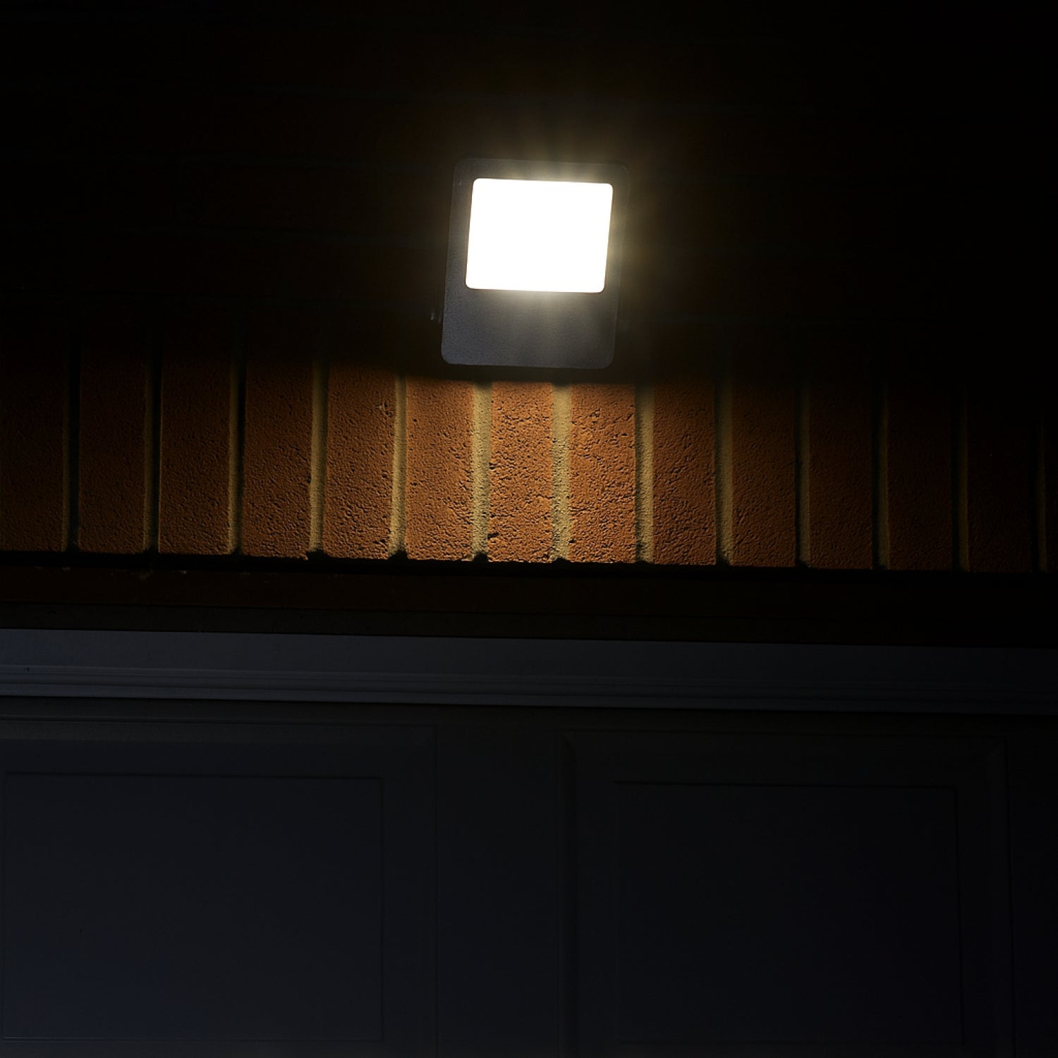 CGC ALTON 30W LED Floodlight Black IP65 3000lm