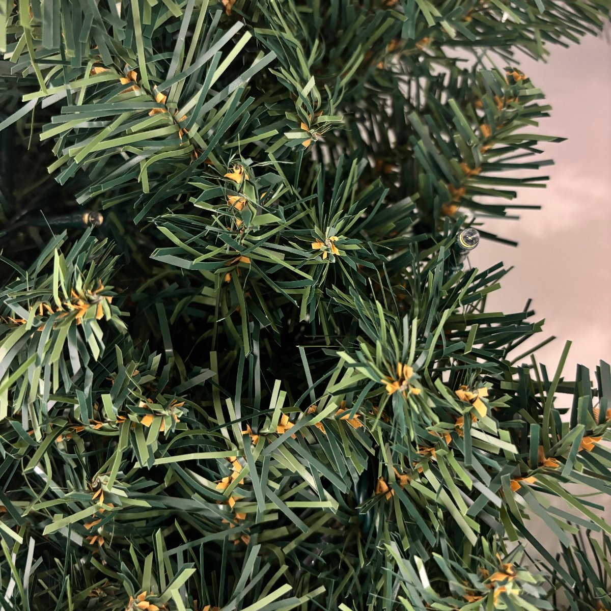 CGC 70cm Large Luxury Green Pine Pre Lit LED Christmas Wreath