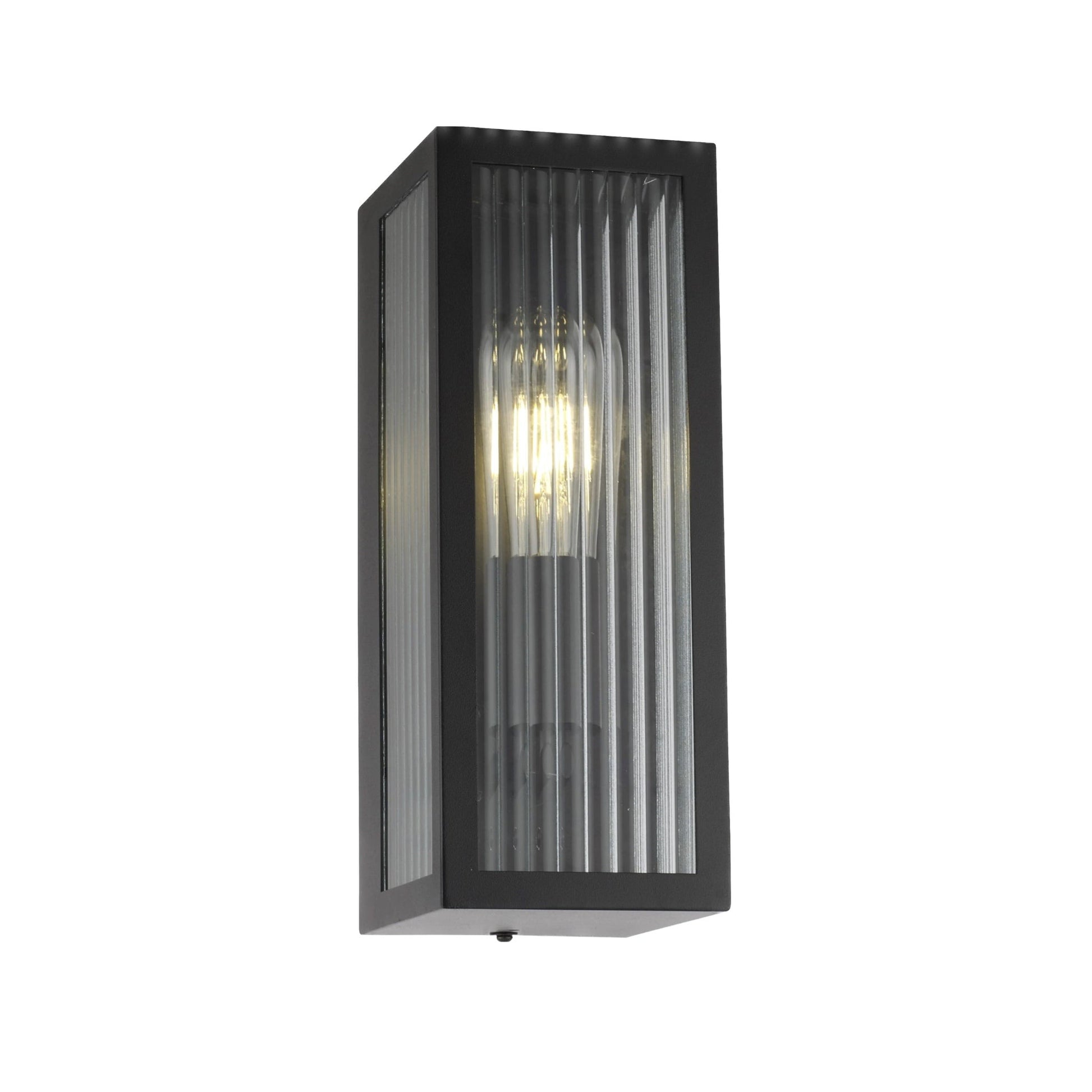 If you’re looking for a modern take on a traditional outdoor wall light, this modern bevelled glass rectangle wall light is perfect for adding style and protection for your home. This classic wall light is designed with a contemporary twist, styled with a rectangle shape and fitted with glass bevelled windows that allow the light to shine effectively.
