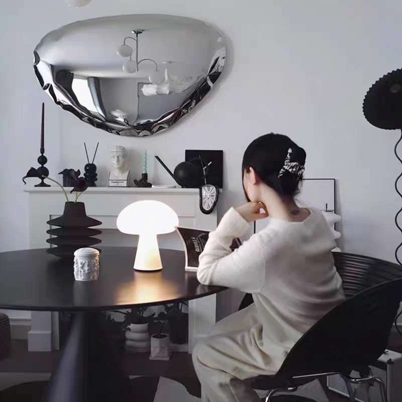CGC PANDORA White Frosted Mushroom Table Lamp