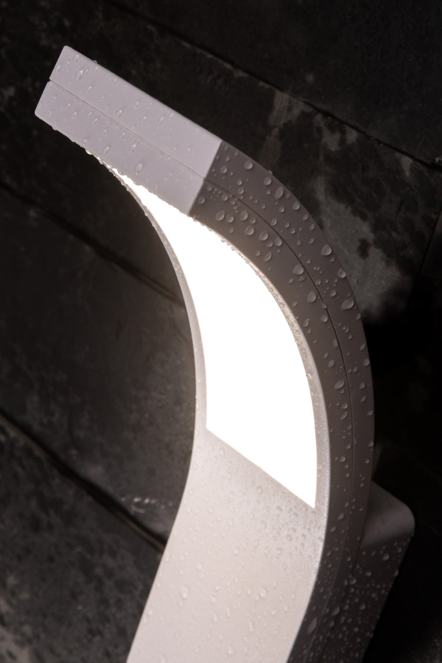 CGC PARIS White LED Curved Outdoor Wall Light