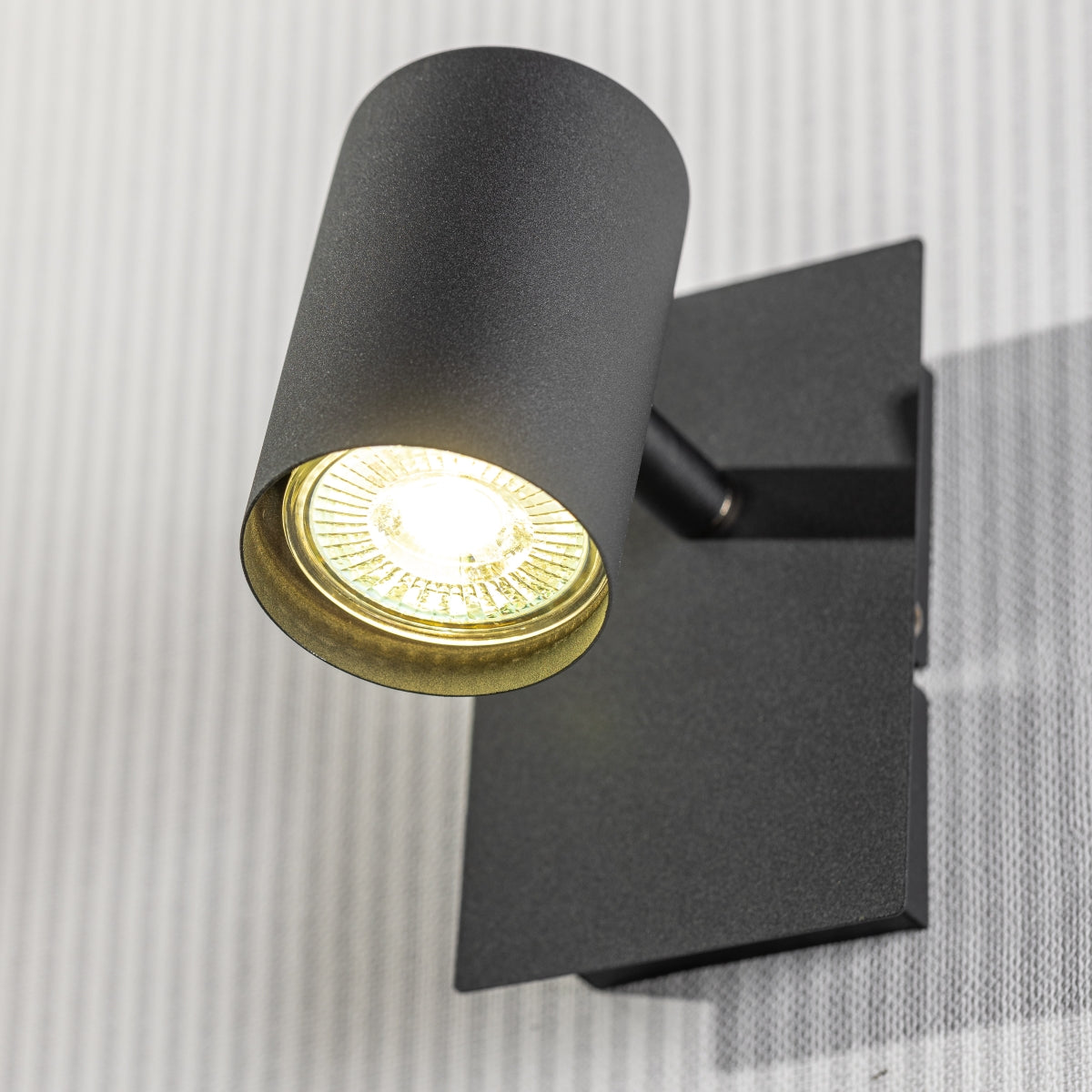 Add an industrial style to your home with the VENETO single spotlight light finished in black. The lamp is also ideal for task lighting due to the adjustable heads providing a focused beam, they would also look great as a pair of bedroom reading lights.
