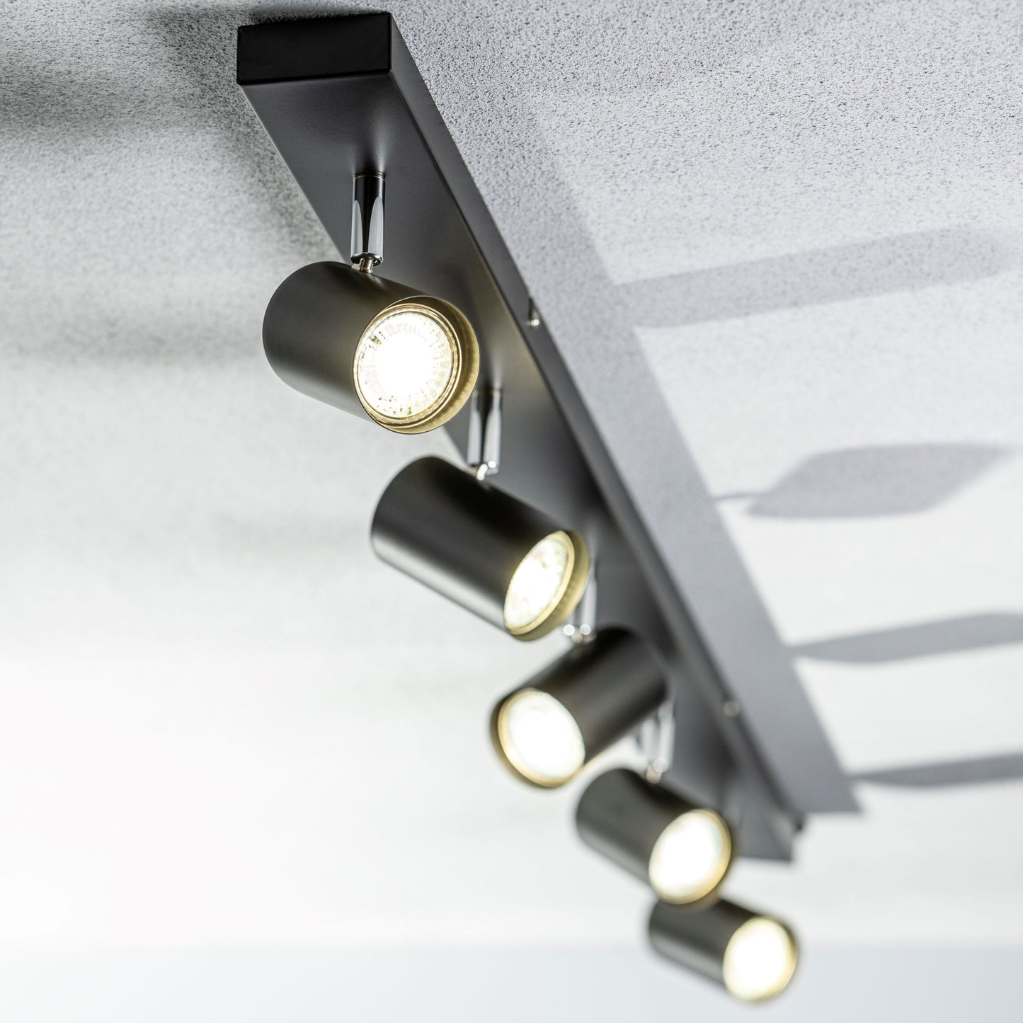 Add an industrial style to your home with the VENETO spotlight light finished in white. The lamp is also ideal for task lighting due to the adjustable heads providing a focused beam. The simplistic design of this light fitting makes it suitable for all interior styles.