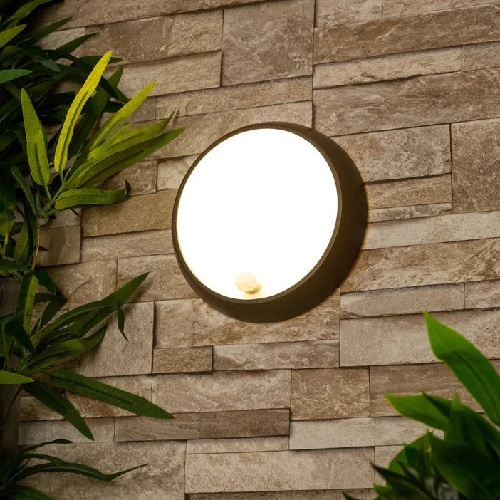 Large round wall top light