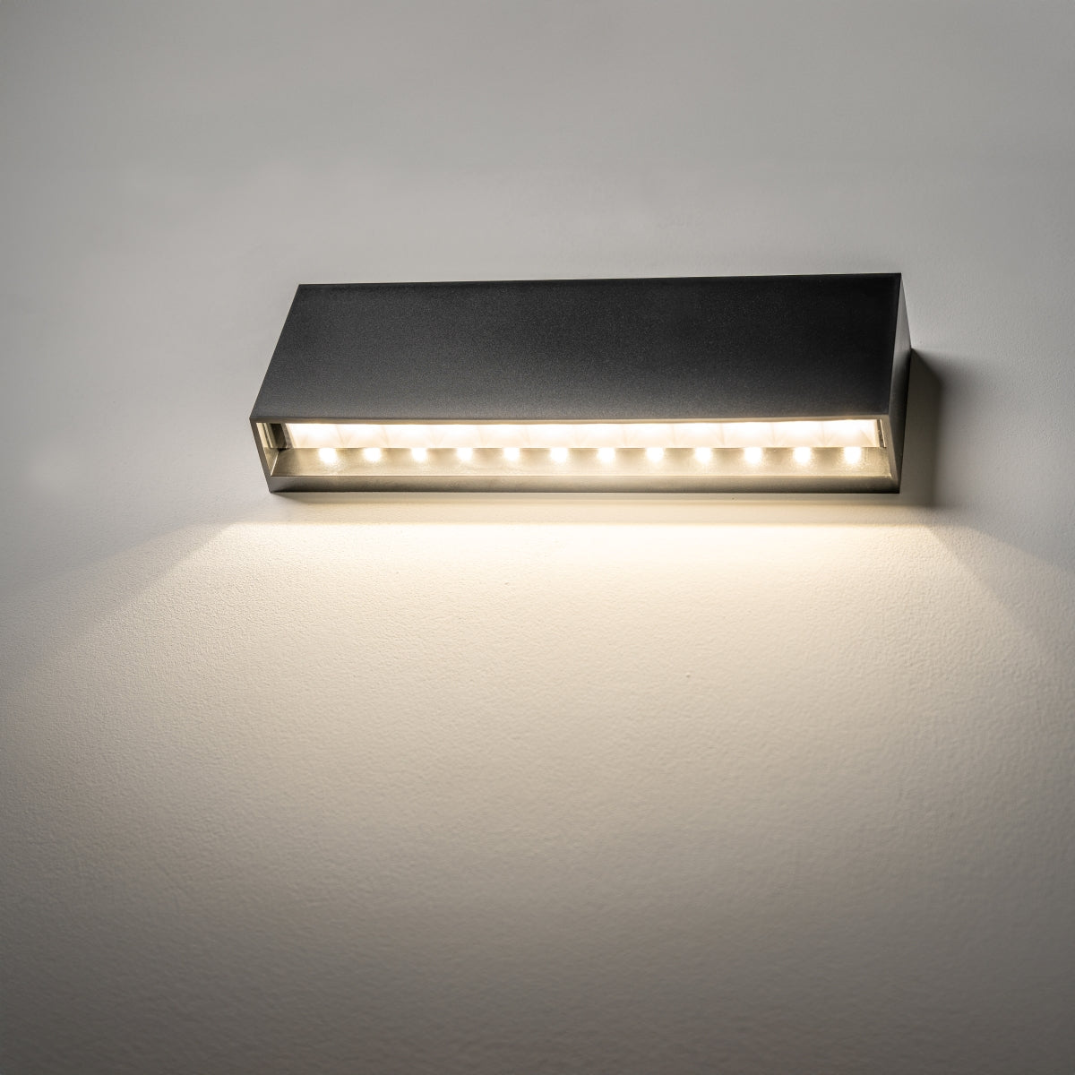 CGC DARNA Black Slim LED Outdoor Wall Light Down 4000k Natural White IP65