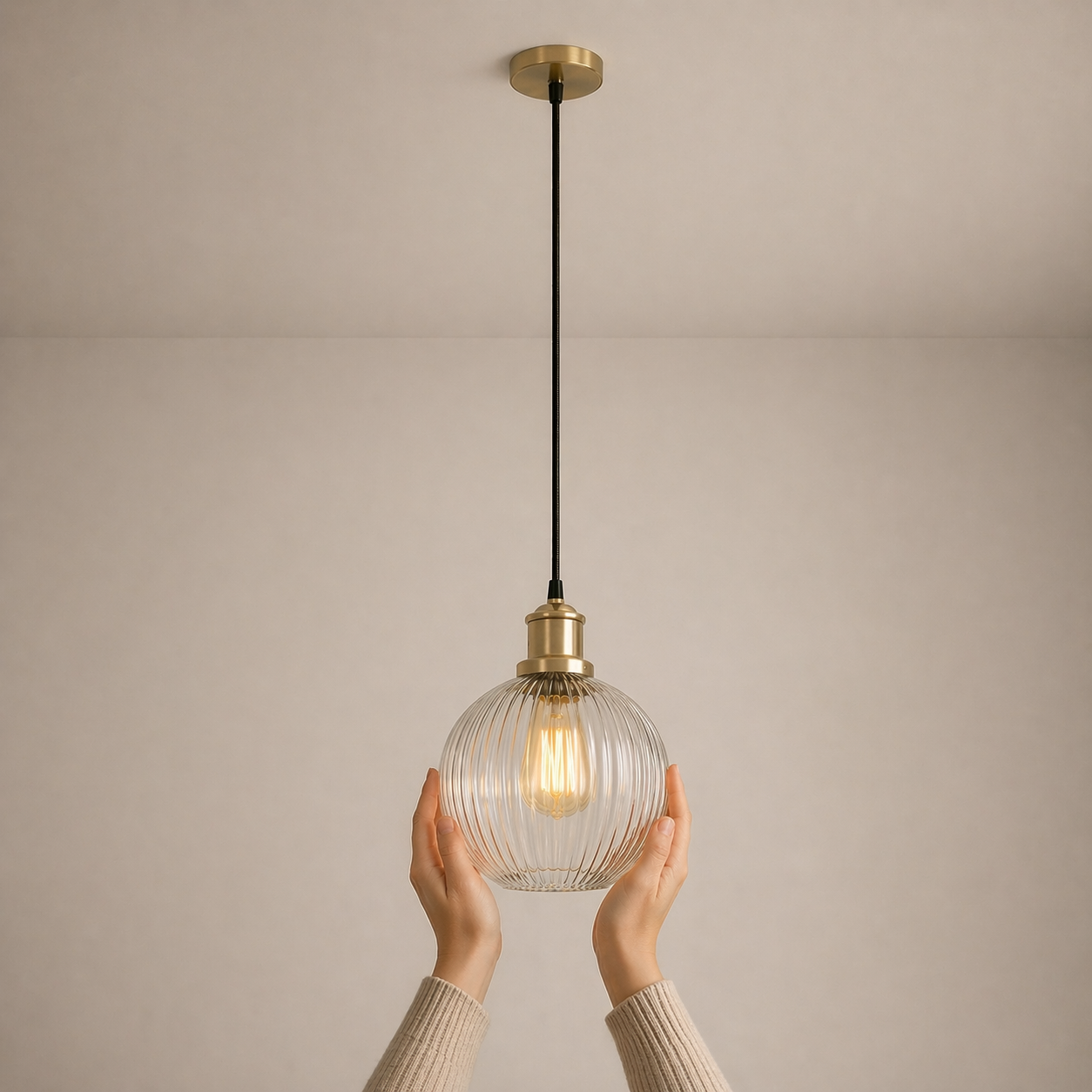 CGC EVA Ribbed Glass Globe Lampshade