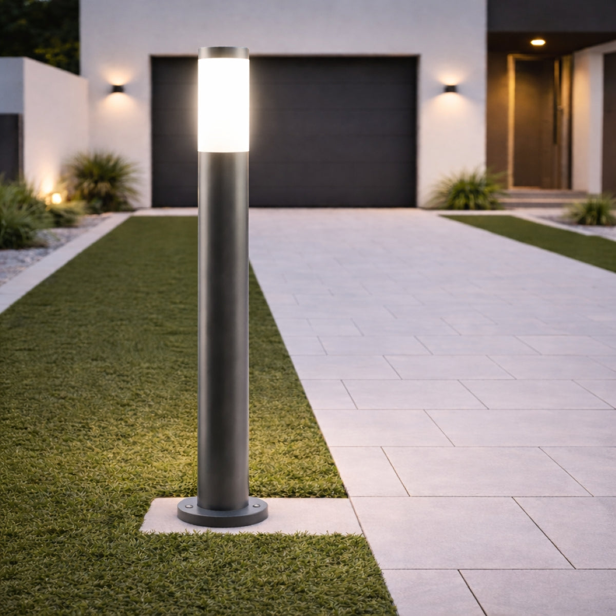 CGC ROME 1m Anthracite Dark Grey Outdoor Post Light Opal Diffuser