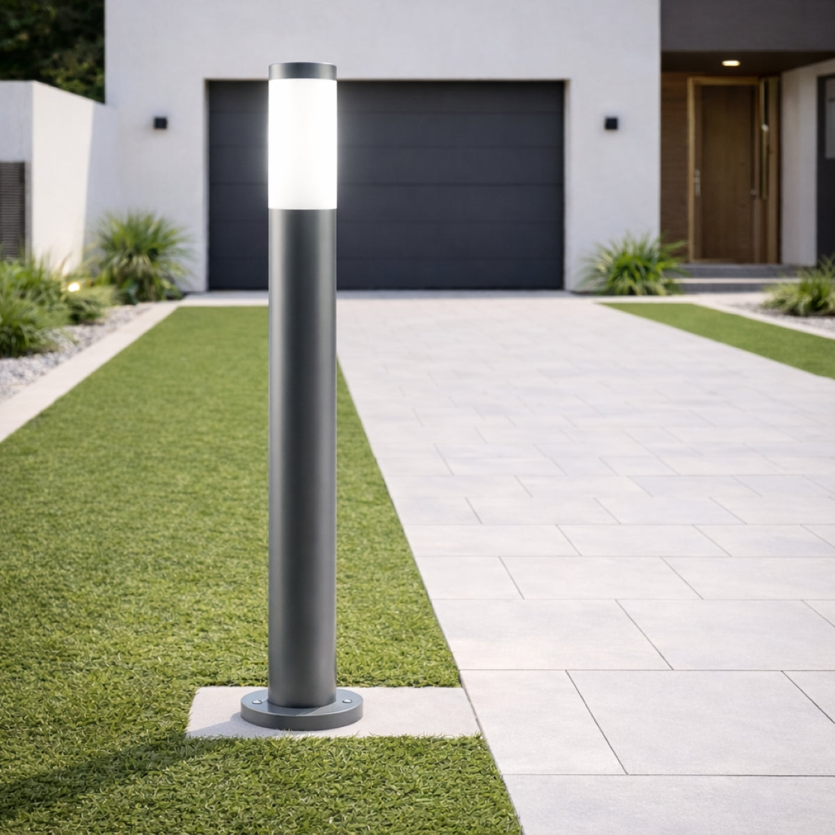 CGC ROME 1m Anthracite Dark Grey Outdoor Post Light Opal Diffuser