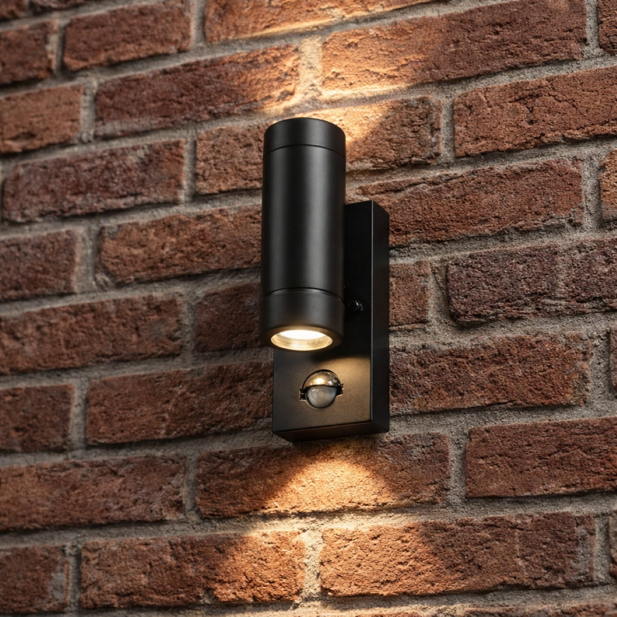 CGC VALENTINE Black Outdoor Double Wall Light With Motion Sensor