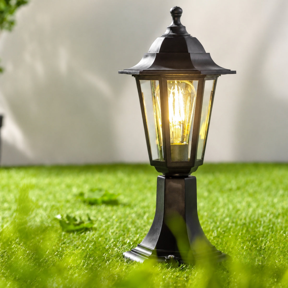 CGC YASMIN Black Outdoor Traditional Lantern Style Medium Post Light