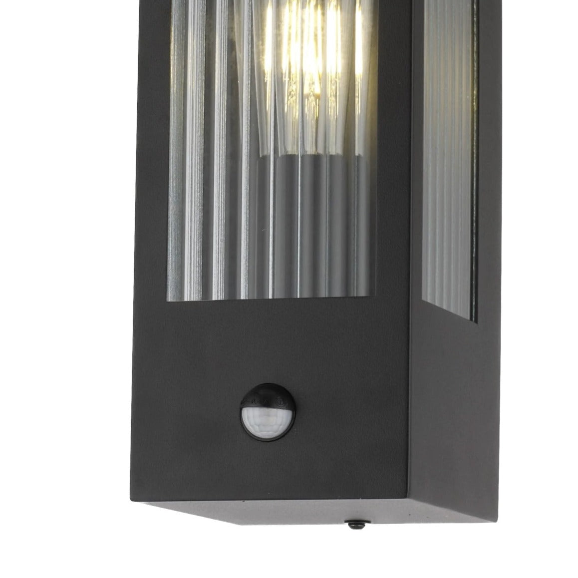 If you’re looking for a modern take on a traditional outdoor wall light, this modern bevelled glass rectangle wall light is perfect for adding style and protection for your home. This classic wall light is designed with a contemporary twist, styled with a rectangle shape and fitted with glass bevelled windows that allow the light to shine effectively. Integrated PIR Motion Sensor.