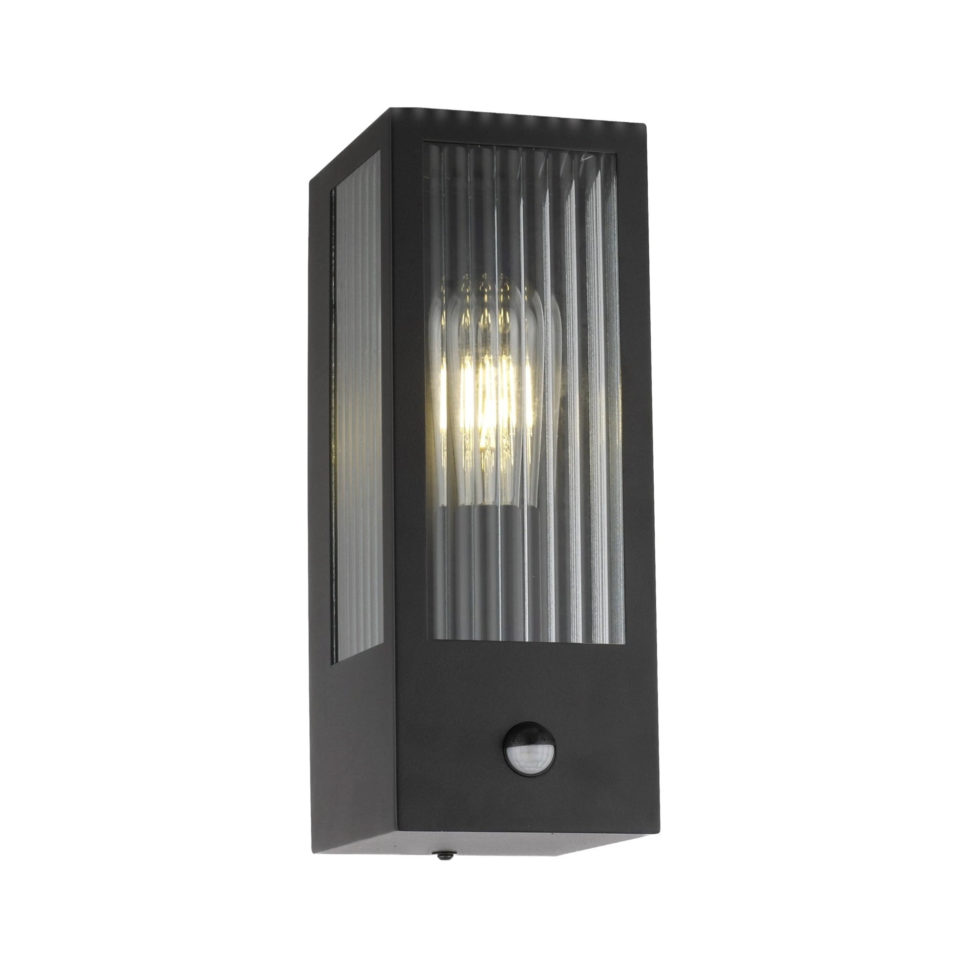 If you’re looking for a modern take on a traditional outdoor wall light, this modern bevelled glass rectangle wall light is perfect for adding style and protection for your home. This classic wall light is designed with a contemporary twist, styled with a rectangle shape and fitted with glass bevelled windows that allow the light to shine effectively. Integrated PIR Motion Sensor.