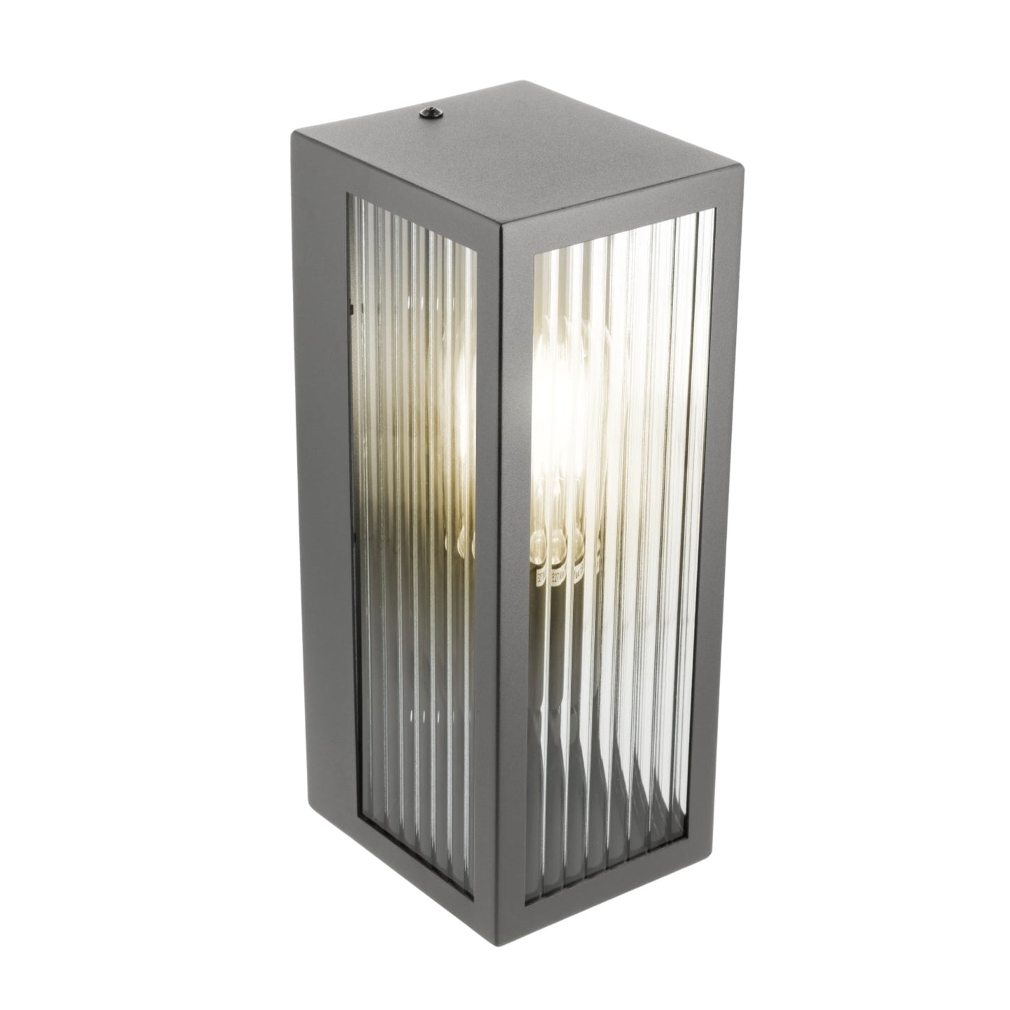 If you’re looking for a modern take on a traditional outdoor wall light, this modern bevelled glass rectangle wall light is perfect for adding style and protection for your home. This classic wall light is designed with a contemporary twist, styled with a rectangle shape and fitted with glass bevelled windows that allow the light to shine effectively.