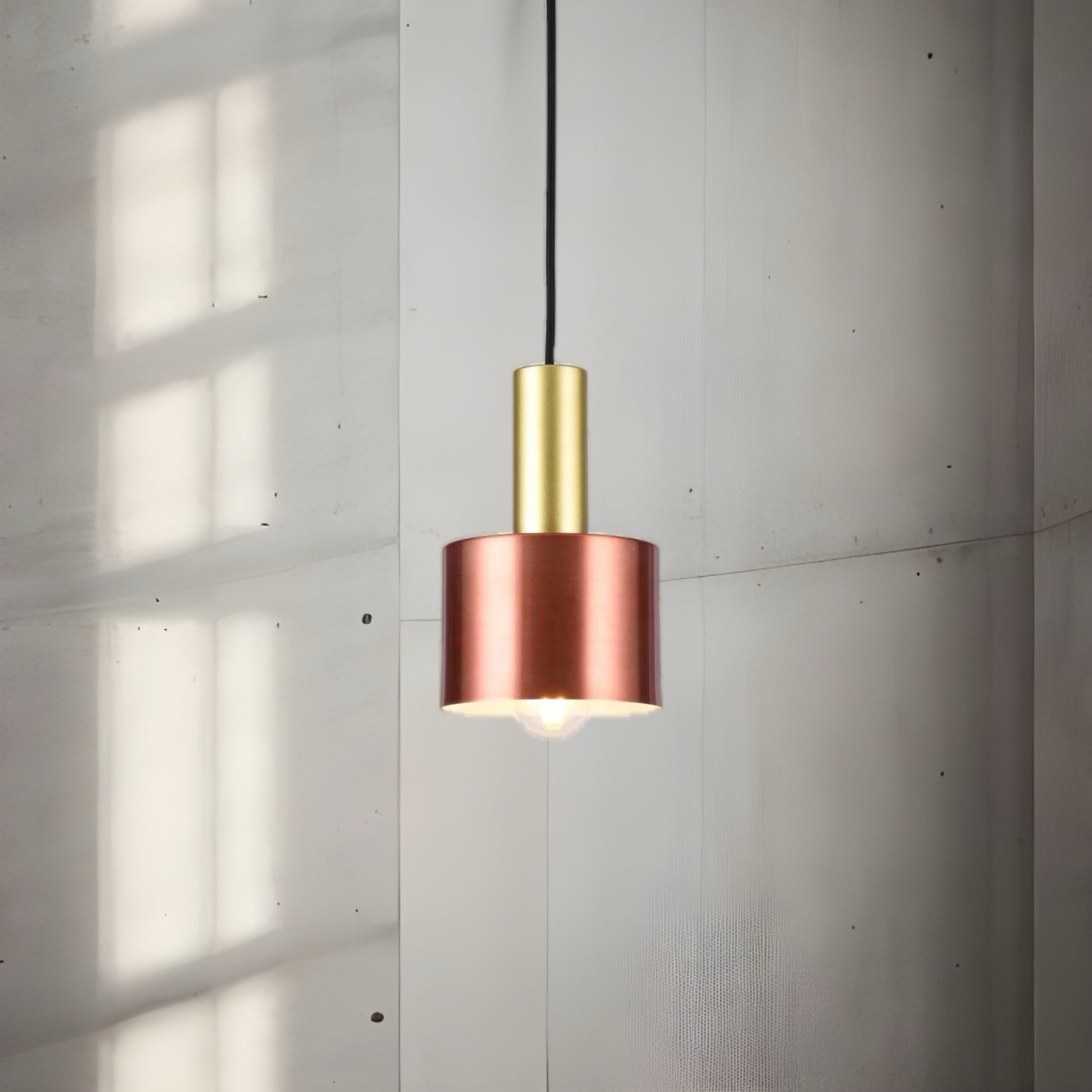 Our Selvia pendant light is a stylish addition suitable for every room, its metal copper  dome shape shade with contrasting gold lamp holder creates an amazing feature on any ceiling. The lamp looks great with a filament light bulb, especially in industrial and modern interiors.
