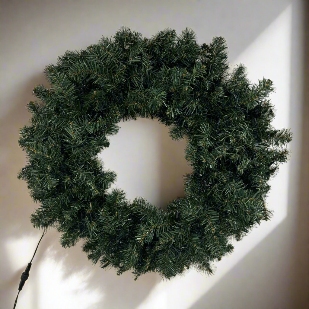 CGC 70cm Large Luxury Green Pine Pre Lit LED Christmas Wreath