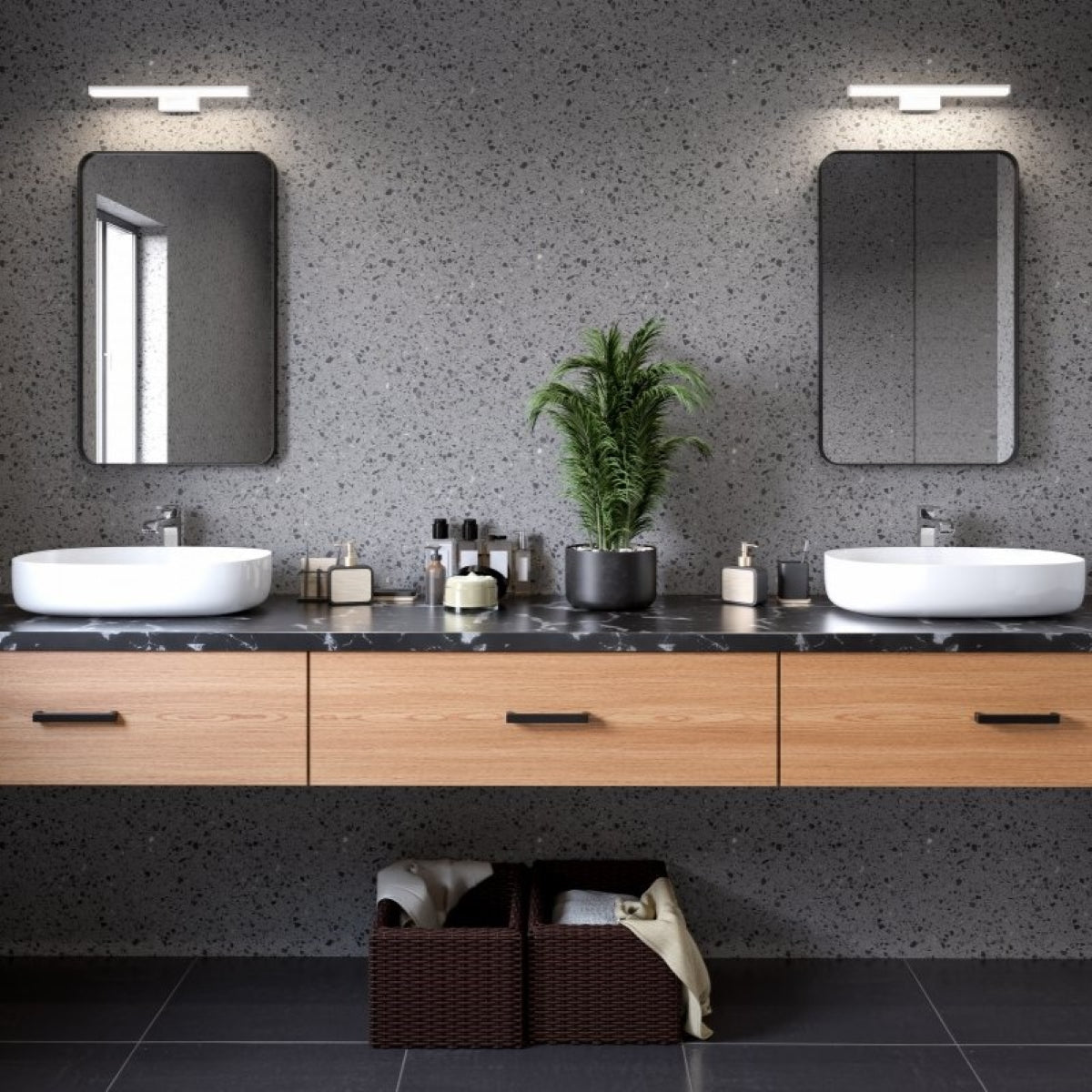 CGC MILLS Chrome IP44 Bathroom Over Mirror Wall Light 9W