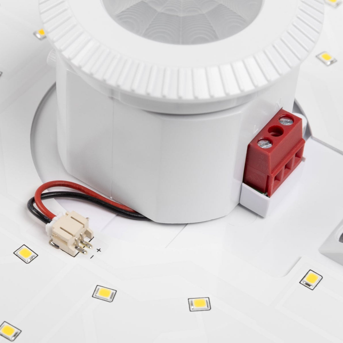 CGC RIZZO White Round Ceiling Light With Motion Sensor