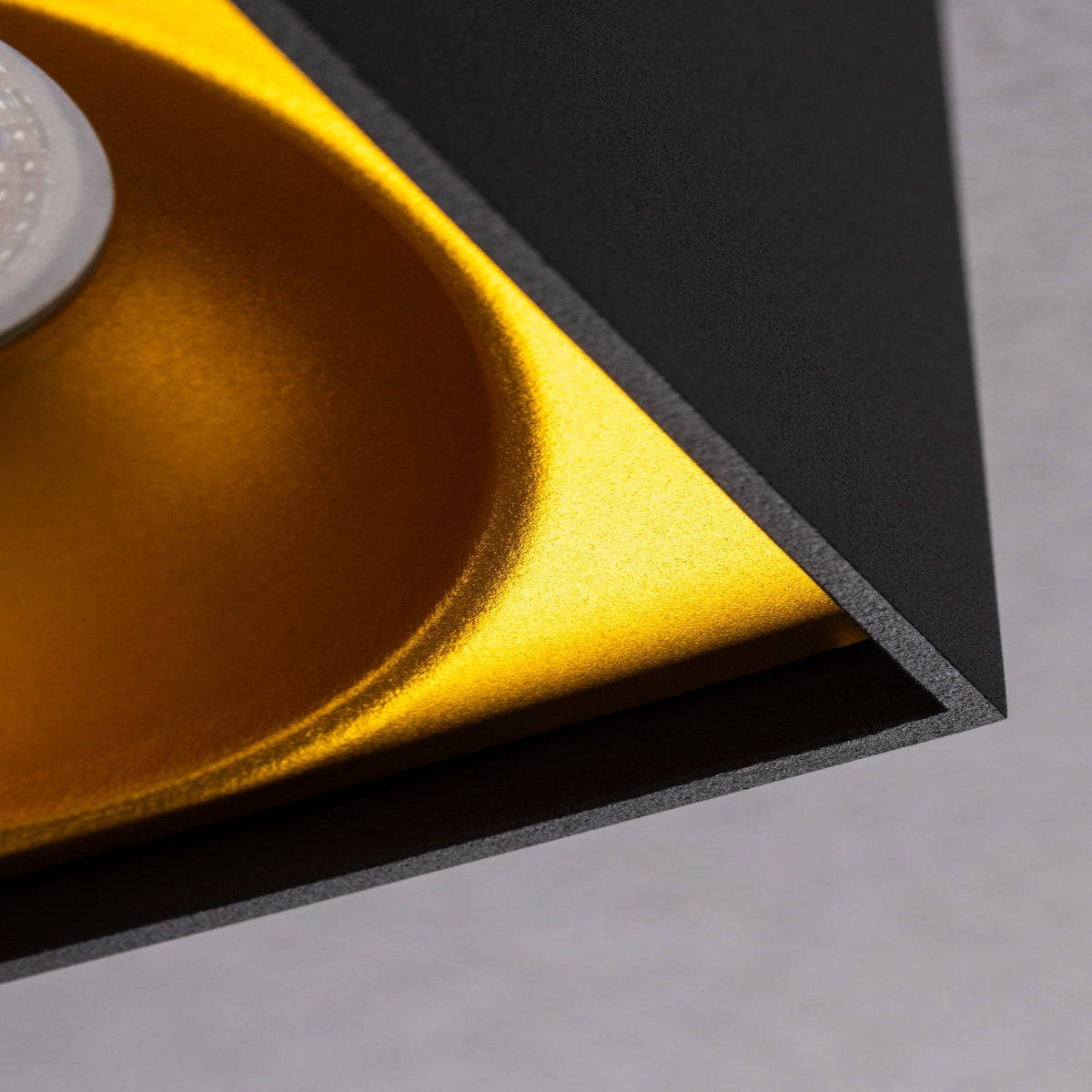 CGC SANDRA Black Square Single Spotlight With Gold Reflector