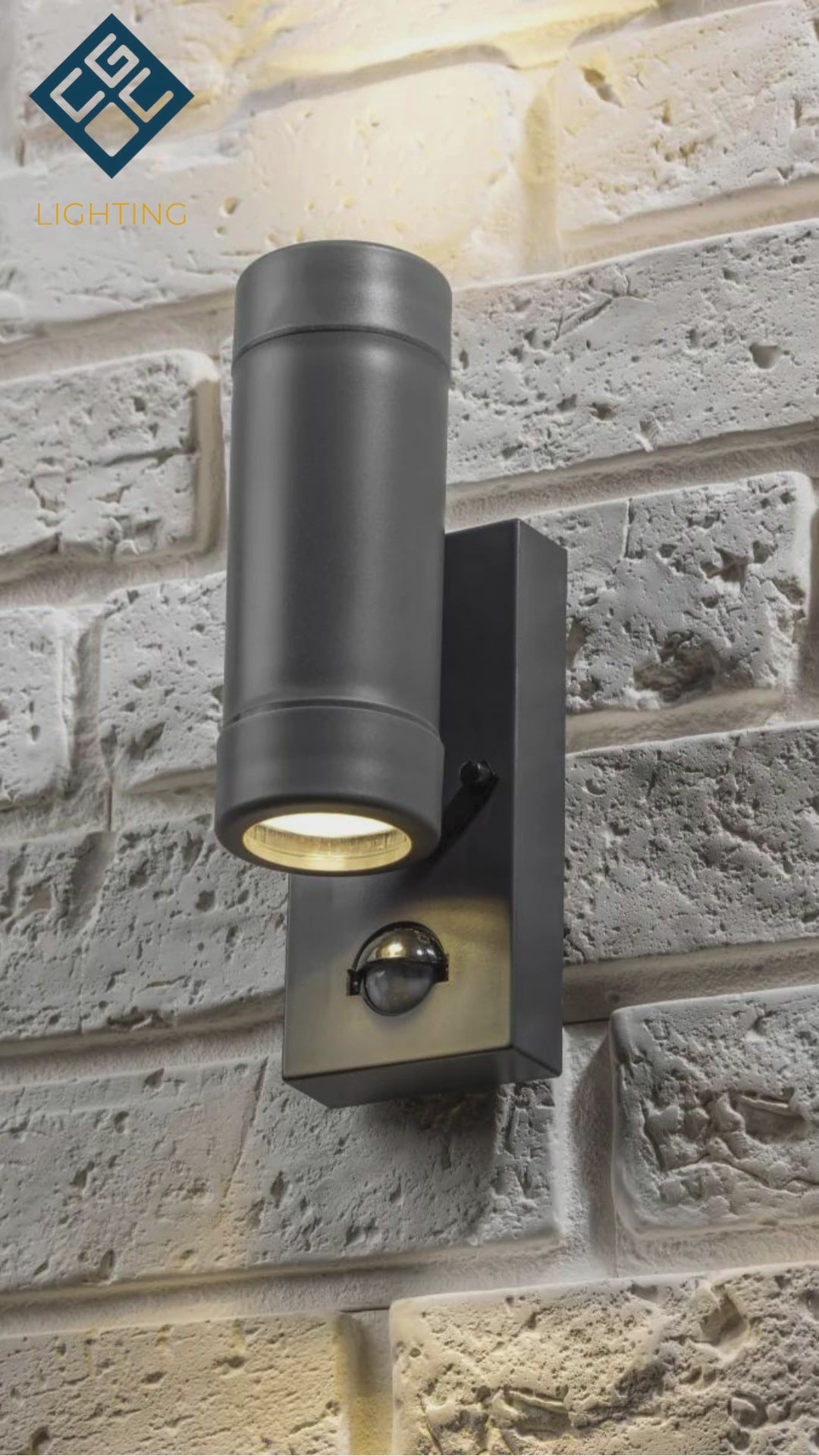 Load video: CGC VALENTINE Black Outdoor Double Wall Light With Motion Sensor