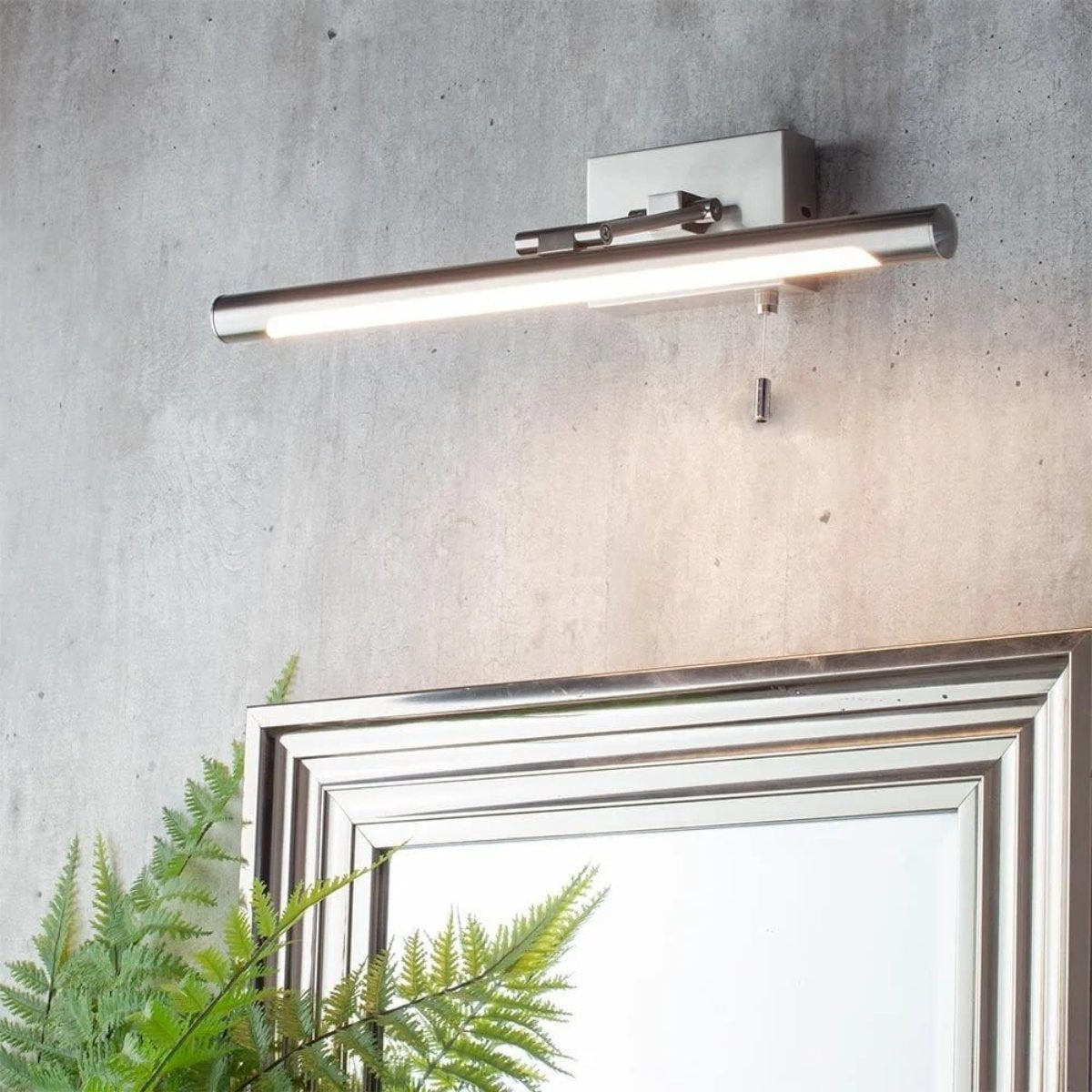 CGC LOIS Satin Nickel LED Over Mirror /  Picture Light With Pull Cord