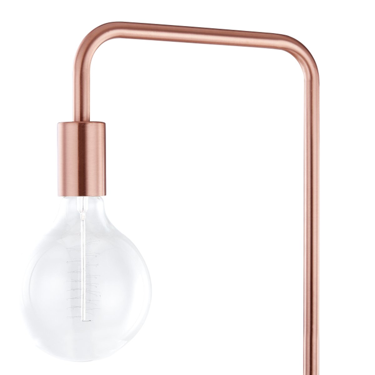 Our Caitlin floor lamp features an angular metal frame to bring a hint of industrial style to your interior. Add a filament bulb for an extra special effect. Finished in brushed copper.