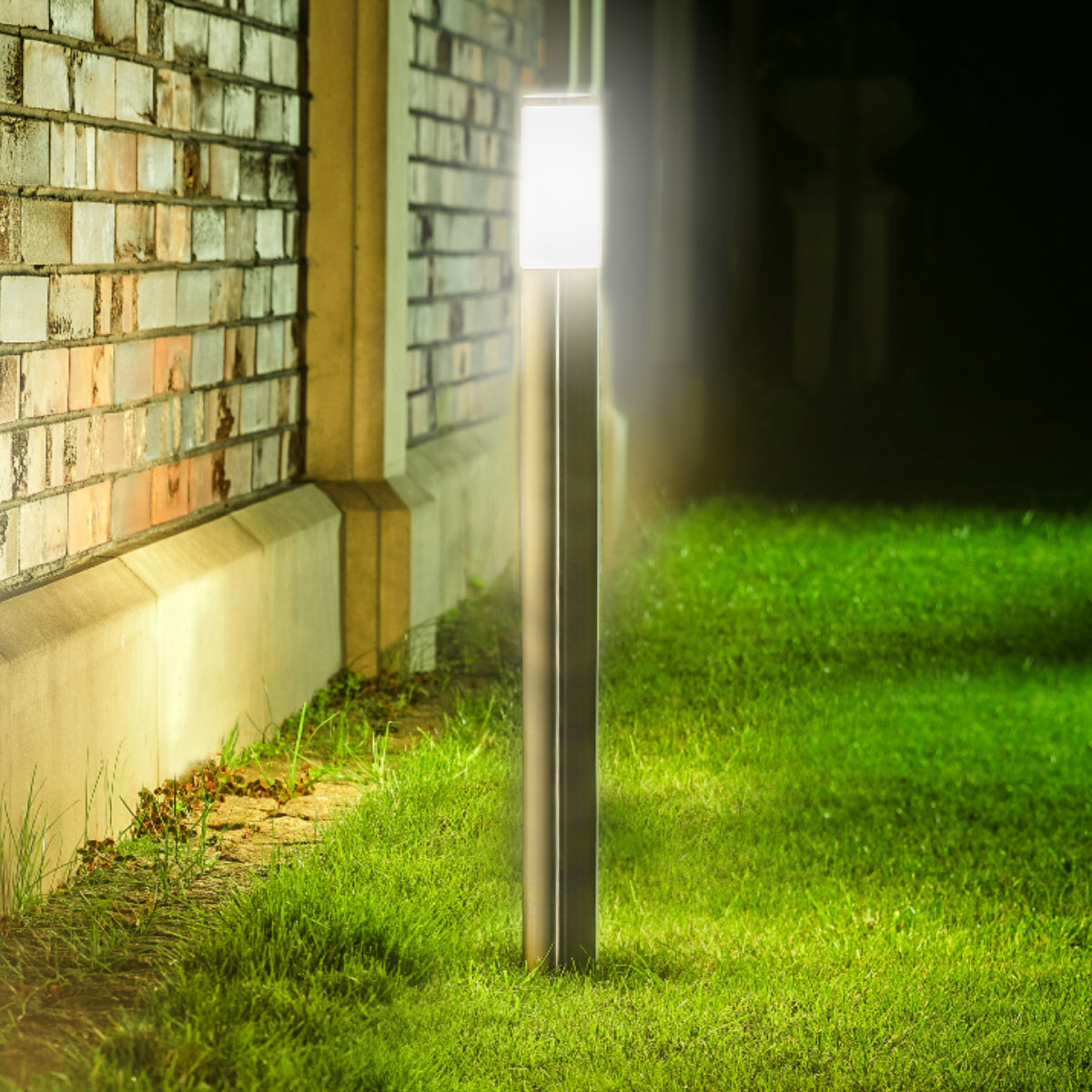 Outdoor Modern Post Lights