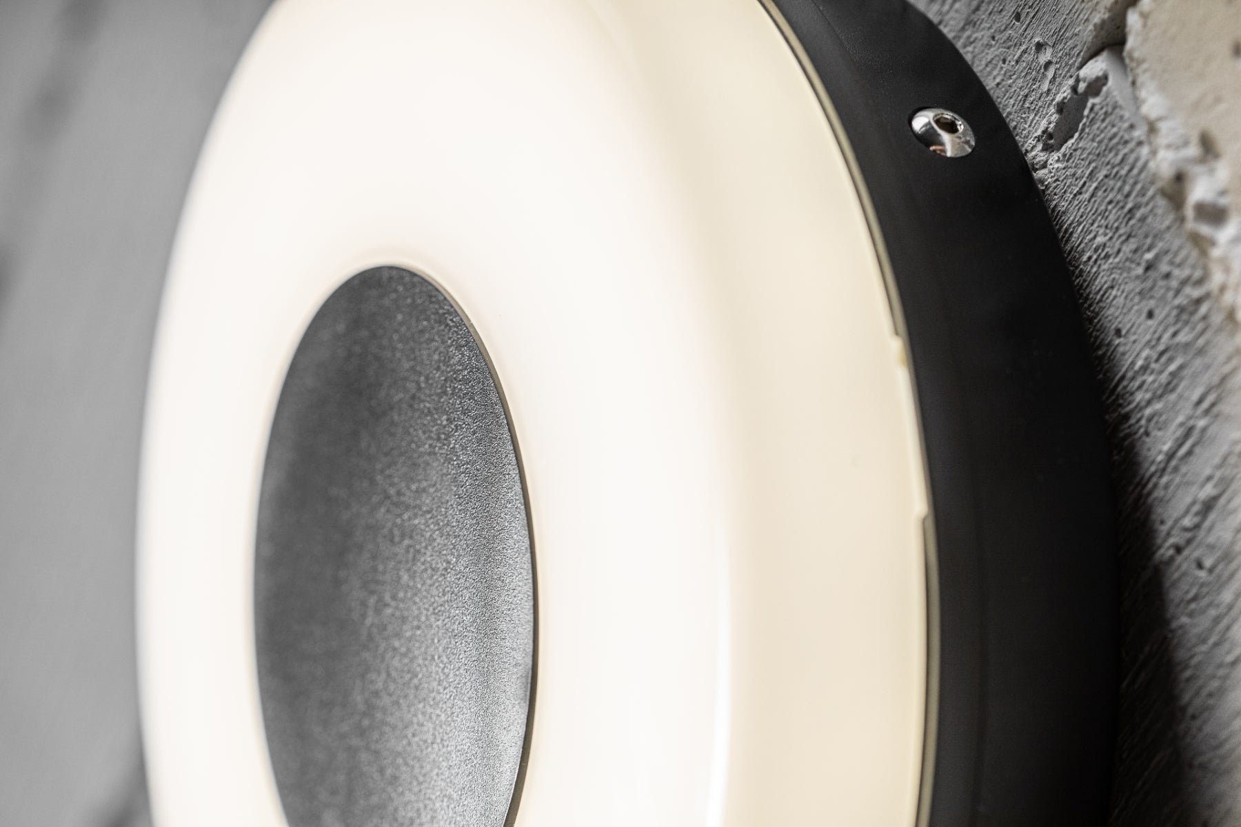 CGC TWISTER Black / White Round LED Light
