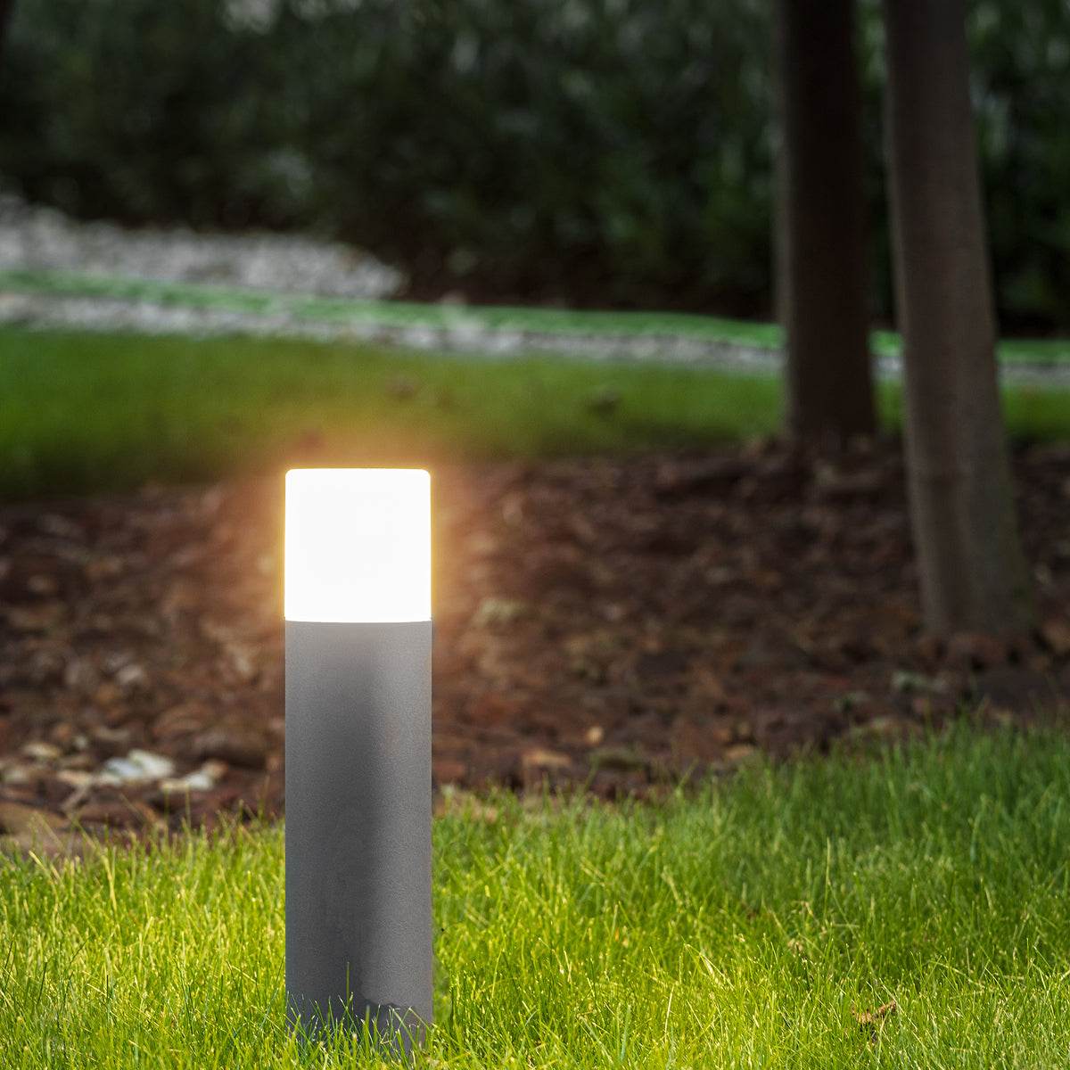 BLACK OUTDOOR POST LIGHTS