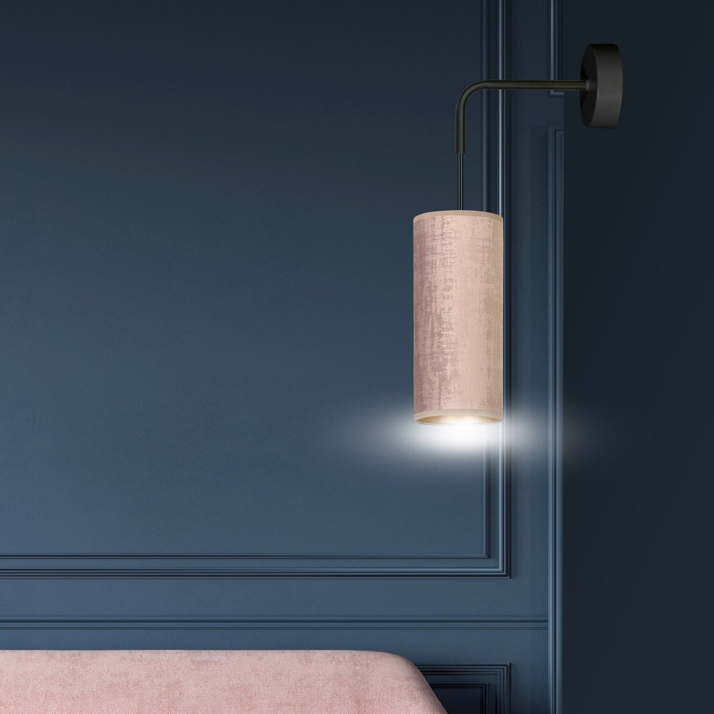 Our Bente wall light is modern and contemporary in its design which is inspired by the industrial trend with a touch of opulence. The velvet effect shade is made from a luxury pink rose fabric creating a stand out feature for any wall in your home. The cable is adjustable up to 100cm to suit your desired look.