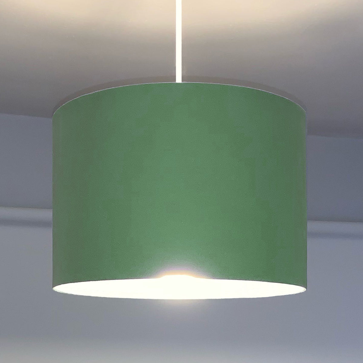 Our Lupo luxury cotton shade is sophisticated in appearance and we have designed the shade to suit a range of interiors. Easy to fit, it’s crafted from high-quality cotton on the outer and has a reflective silver metallic inner. It's made to fit both a ceiling light or lamp base.