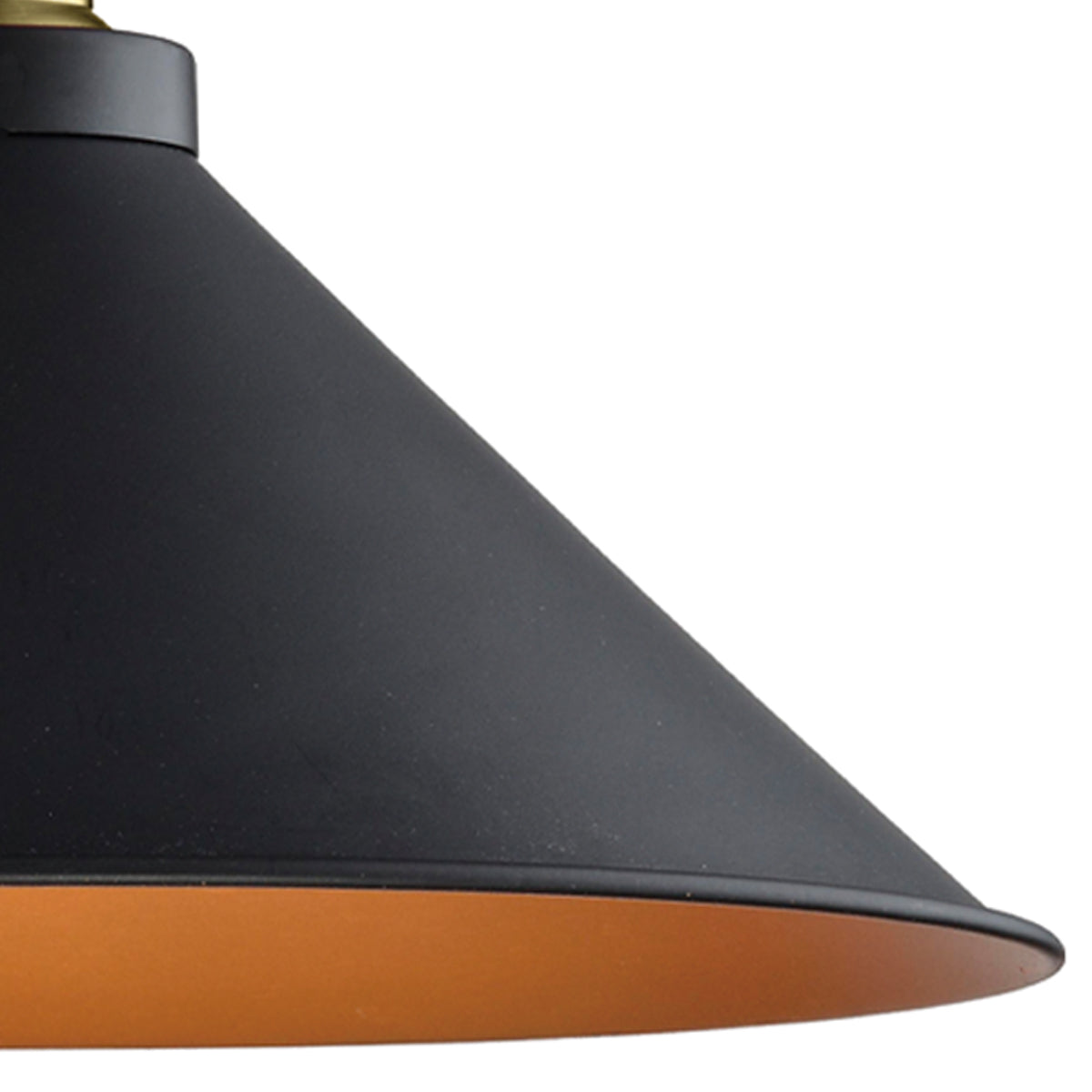 Black and gold lighting has been very popular in the lighting sector for some time. This is not only because the resulting contrast has such a harmonious appearance, but also because of the fantastic lighting effect that is produced by the golden inner surface of the light. Our Paige wall light is a very attractive light fitting for all kinds of modern living space.