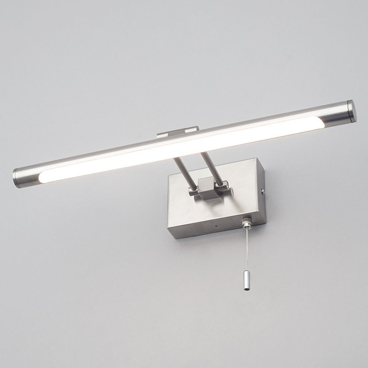 CGC LOIS Satin Nickel LED Over Mirror /  Picture Light With Pull Cord