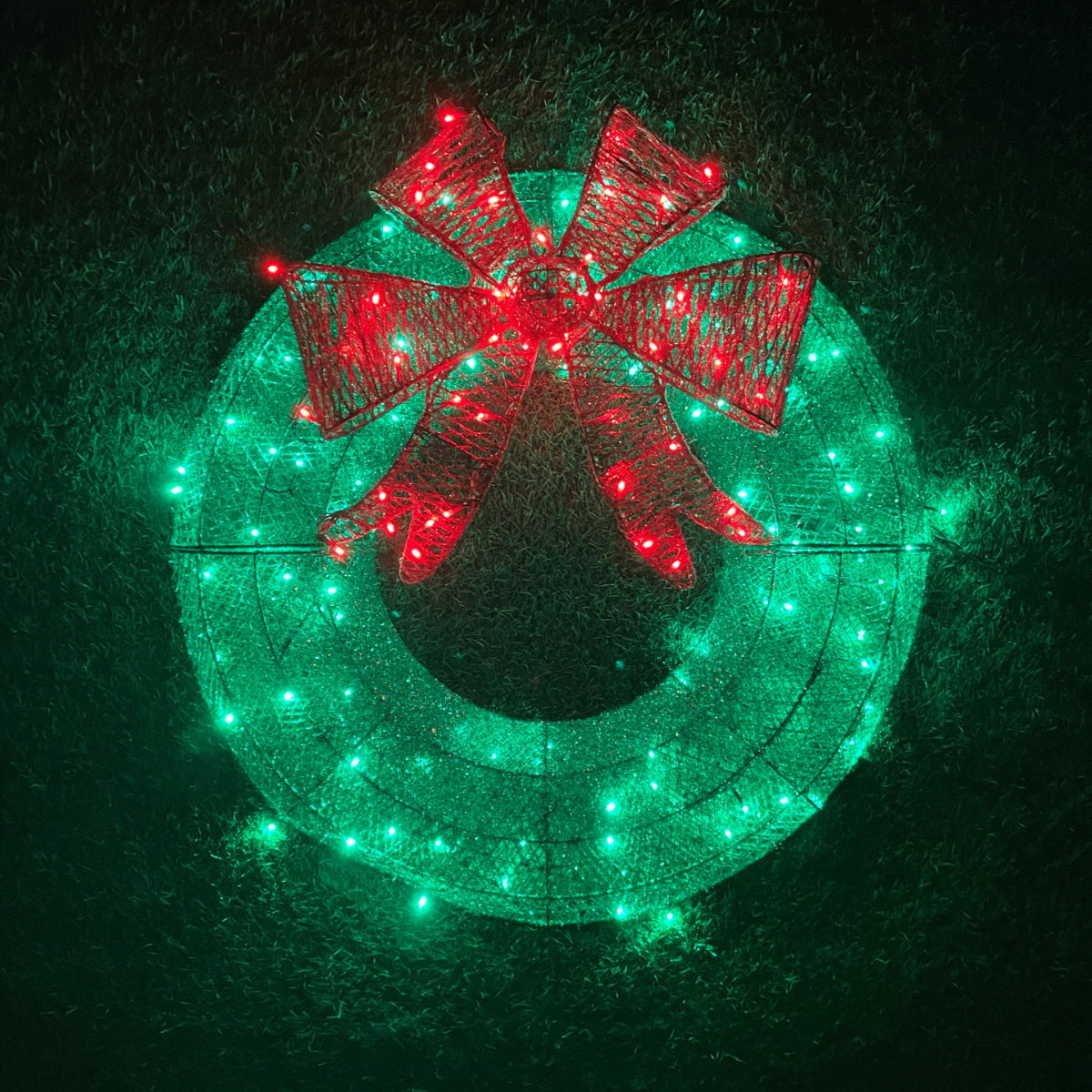 Extra Large 90cm Luxury Glitter Green With Red Bow LED Christmas Wreath