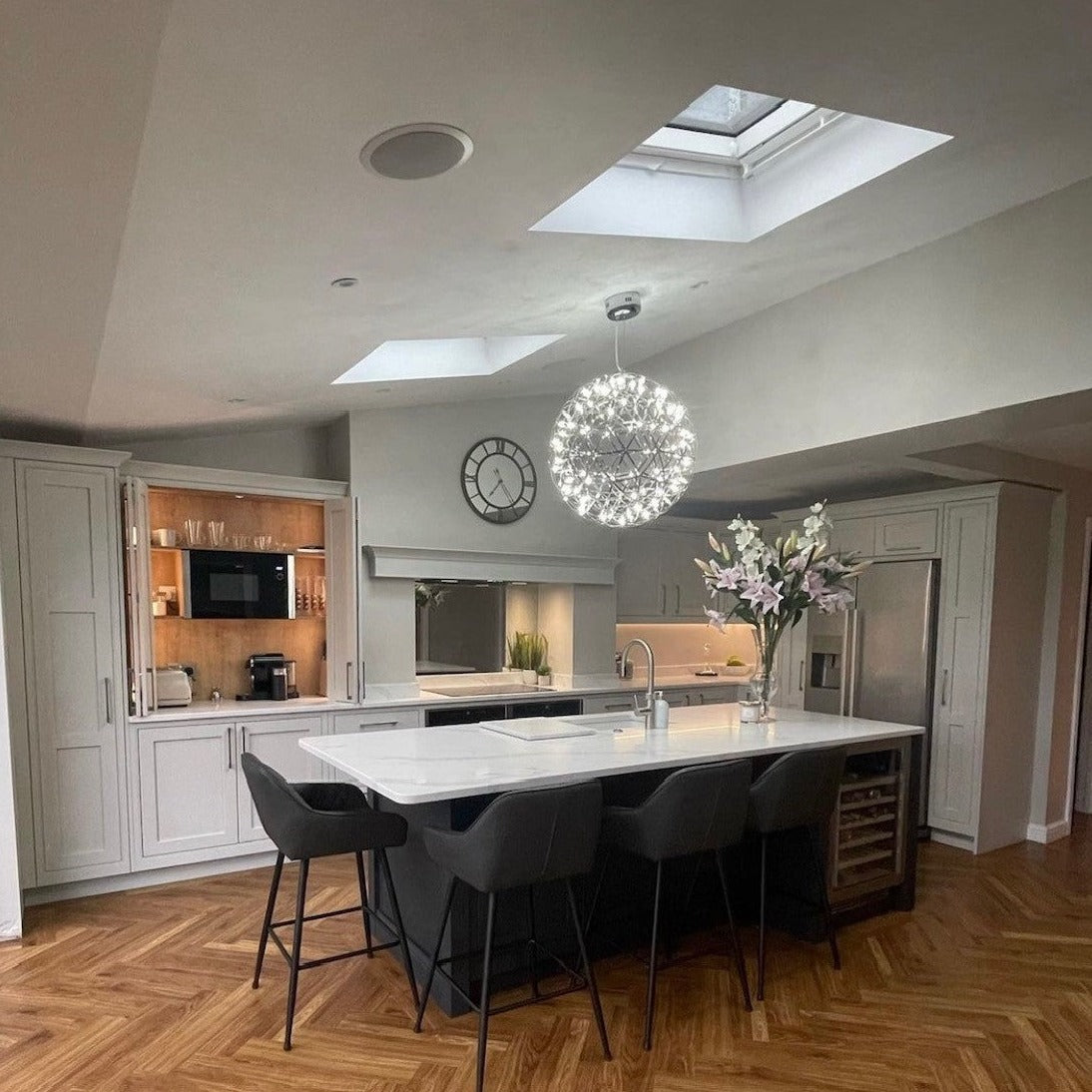 CGC FAWKES Cool White Chrome 80cm XXL Large Silver Firework / Starburst LED Pendant Light Chandelier